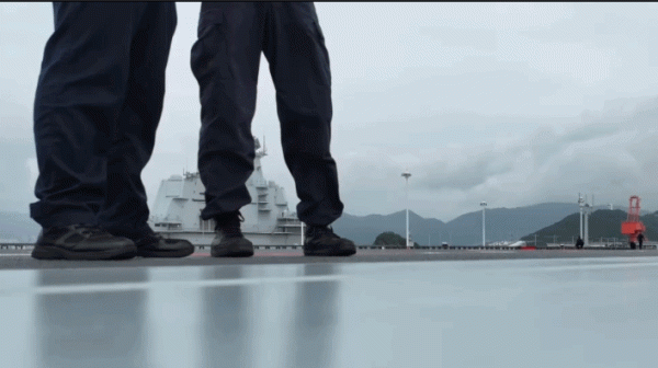 配资炒股官方网 视频丨瞬间弹射“零帧”急停 福建舰还有哪些惊喜？